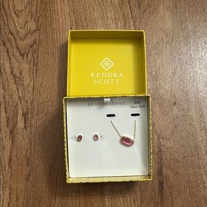 NIB Kendra Scott Elisa and Mini Ellie Gold Gift Set
